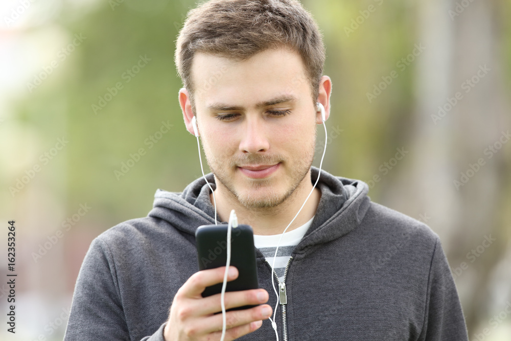 Earbuds for listening to music hotsell