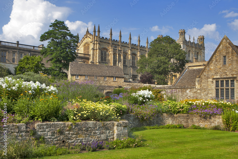 Christ Church Cathedral, College and memorial gardens, Oxford, Oxfordshire, England, United Kingdom, Western Europe.