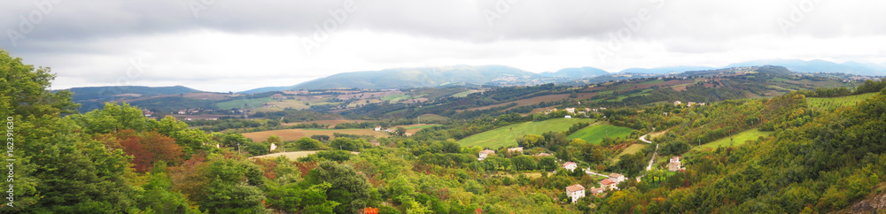paesaggio  marchigiano Marche Italia