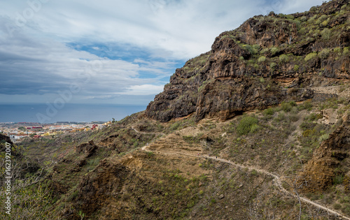 Barranco del Infierno hiking path