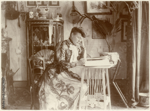 Obraz na płótnie French Domestic Scene. Date: circa 1900