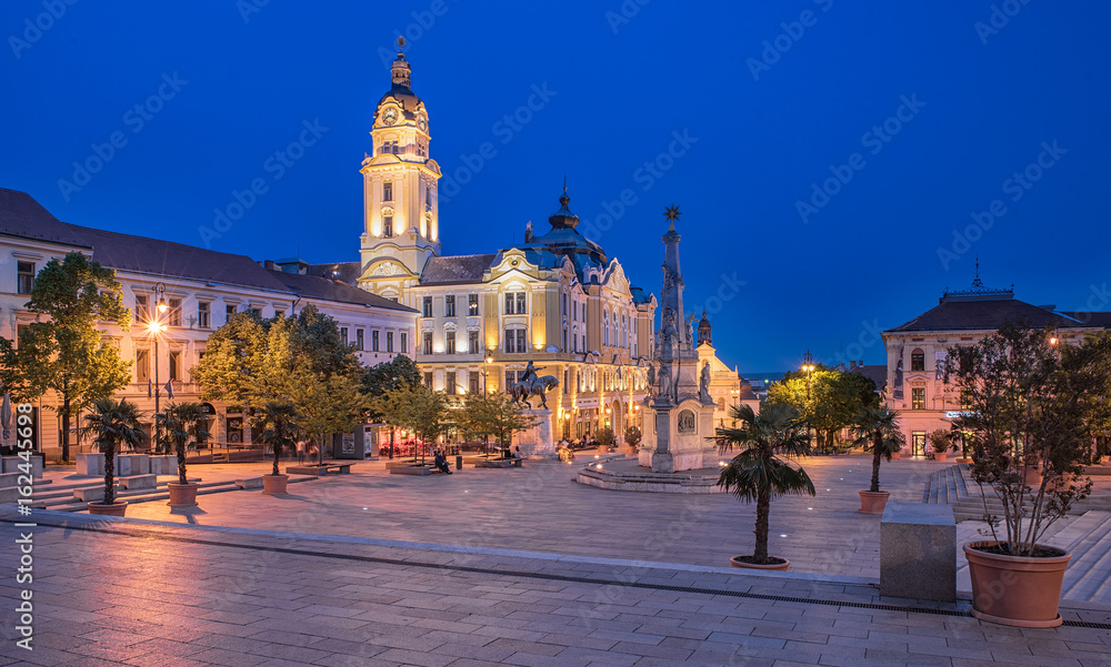 Photo & Art Print Main square at night, Pecs, Hungary