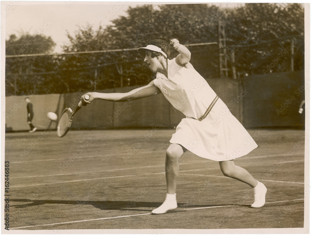 Obraz premium Sport - Tennis - Beckingham. Date: 1927