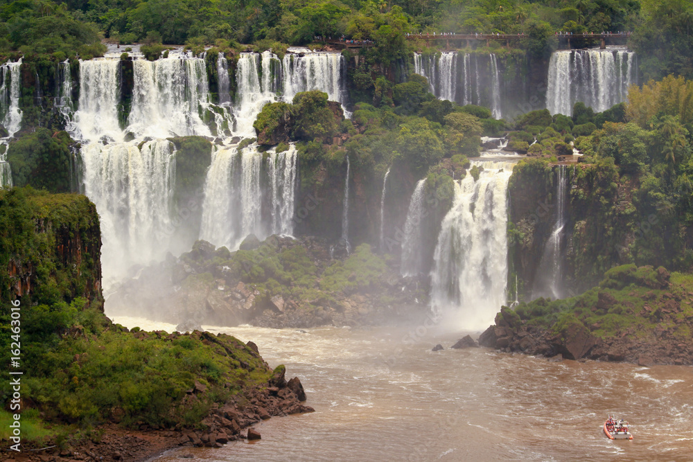 Fototapeta premium Iguassu Falls