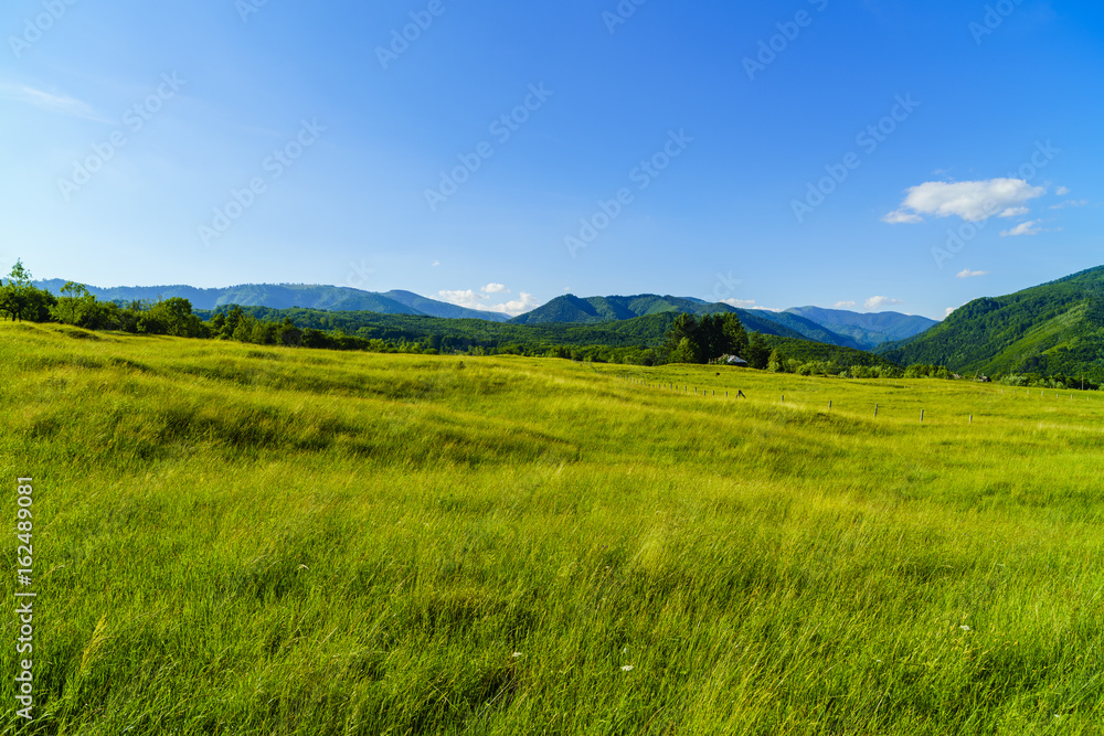 Fototapeta premium Beautiful mountain landscape in Carpathian mountains