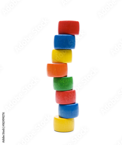 Turm aus Holzklötzen