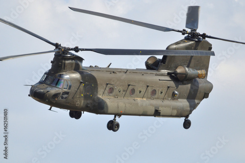 CH-47 Chinook helicóptero de transporte photo