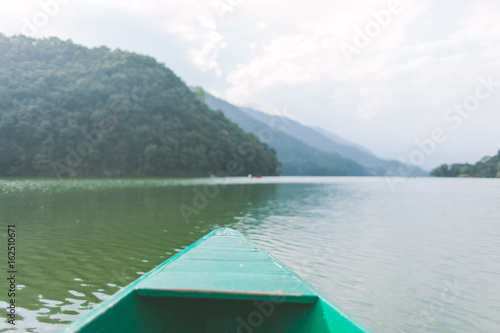 Boot auf einem Fluss in Nepal 