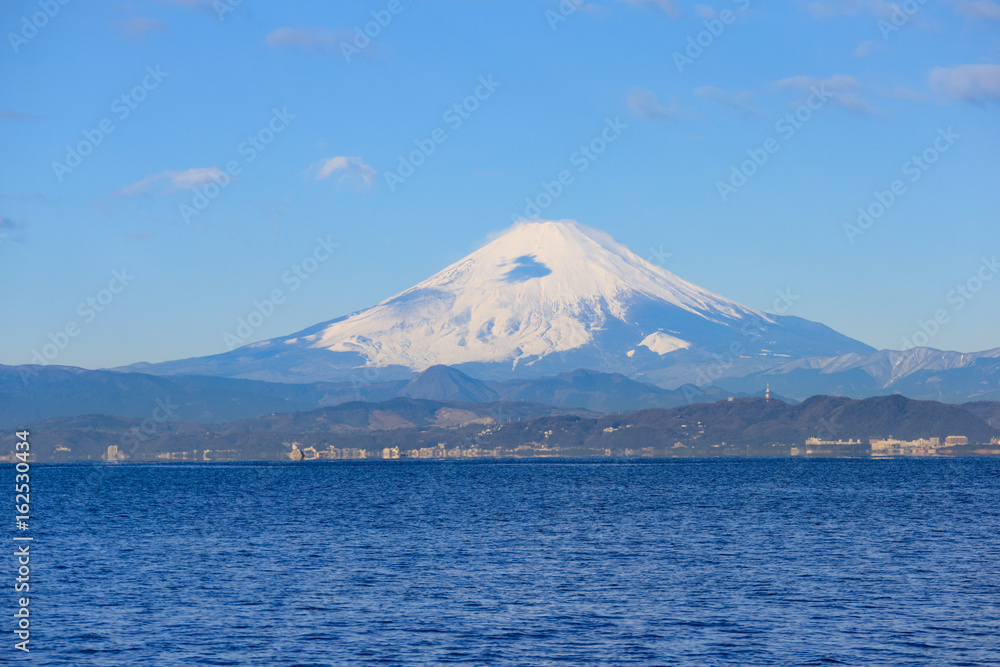 江ノ島から見る富士山_02
