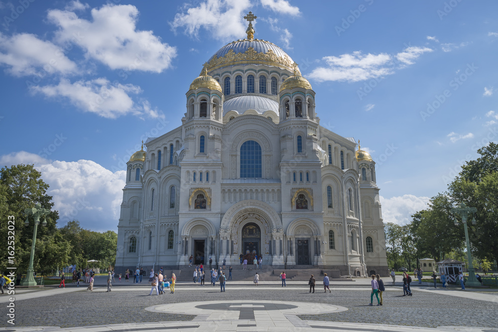 Obraz premium Кронштадт. Морской собор святителя Николая Чудотворца (Морской Никольский собор)