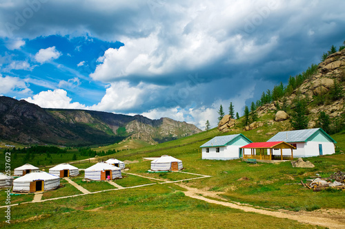穏やかなモンゴルの小さい村