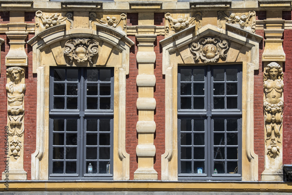 Fototapeta premium Vieille Bourse Architecture in Lille