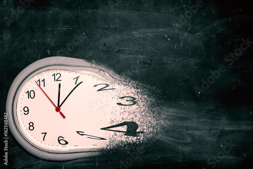 Wallpaper Mural Time is running out concept Torontodigital.ca