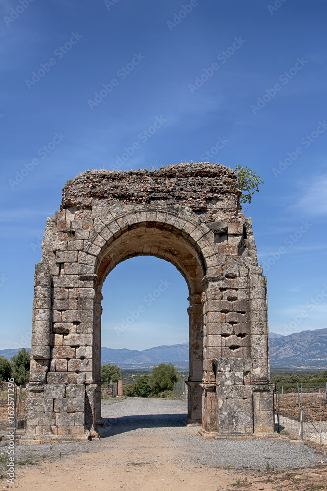Ruinas de la antigua ciudad romana de Cáparra en la comunidad de Extremadura, España