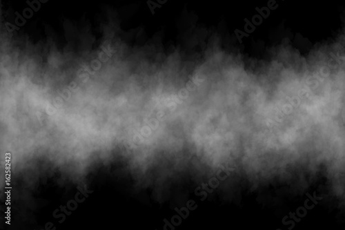 Mgła lub dym na czarnym tle