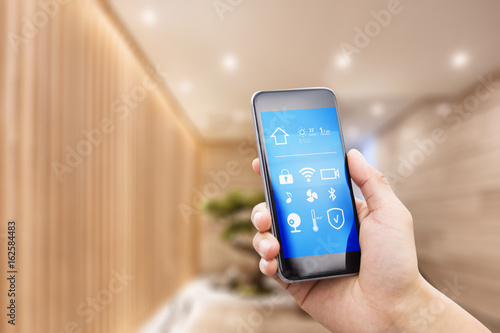mobile phone in smart home
