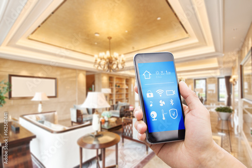 mobile phone in smart home