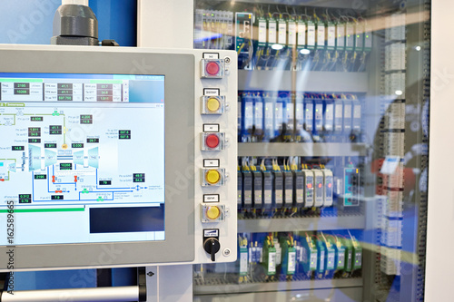 Cuadro en lienzo Control panel for automatics of engines and pumps