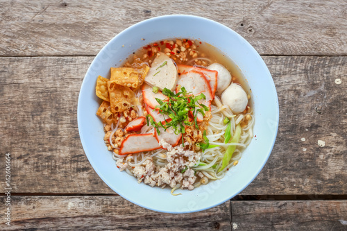 noodle tom yum with pork