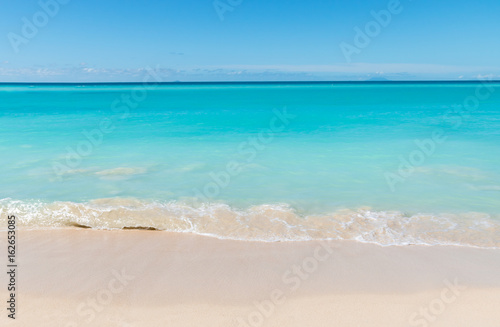 Fototapeta Naklejka Na Ścianę i Meble -  Beautiful beach in Antigua
