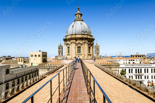 Fototapeta Naklejka Na Ścianę i Meble -  View of the historic centre and Cathedral from the roof in Palermo. Sicily