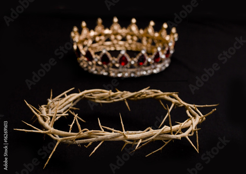 Photography Jesus - The majesty of His kingship and the humbleness of His heart
