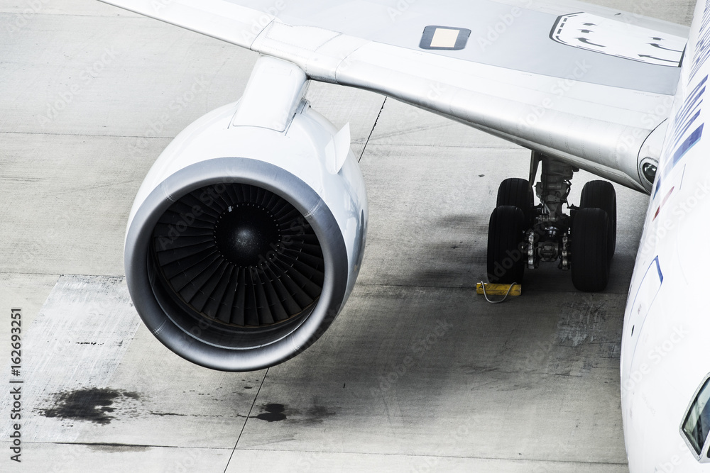 Airplane engine Airplane engine