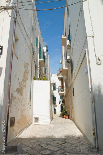 Alleyway. Monopoli. Puglia. Italy.  © Mi.Ti.