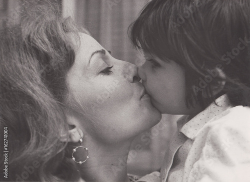 Madre e figlia foto originale vintage bianco e nero