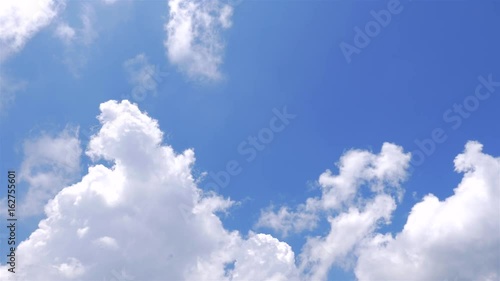 流れる雲と青空222