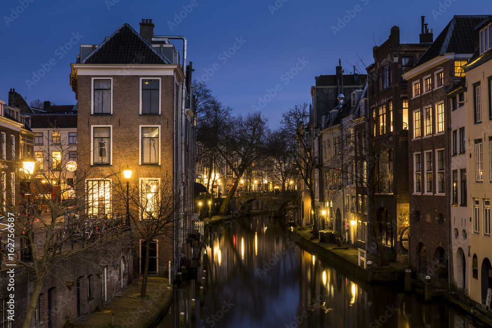 Utrecht at Night Lichte Gaard