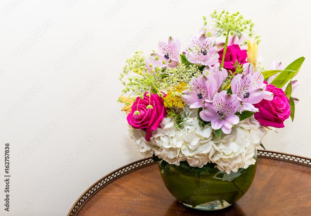 Flower bouquet with roses, lilies & hydrangeas