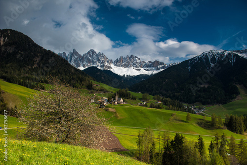 Funes valley © forcdan