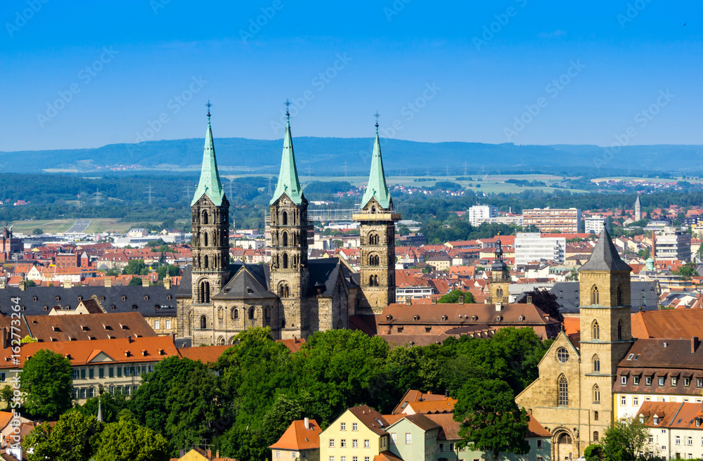 Stadtpanorama Panorama von Bamberg bei blauen Himmel