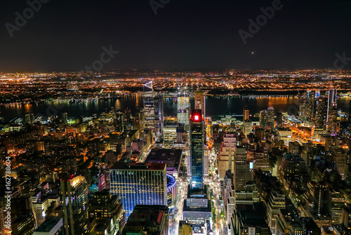 Aerial view of Manhattan Midtown West at night © Alfredo
