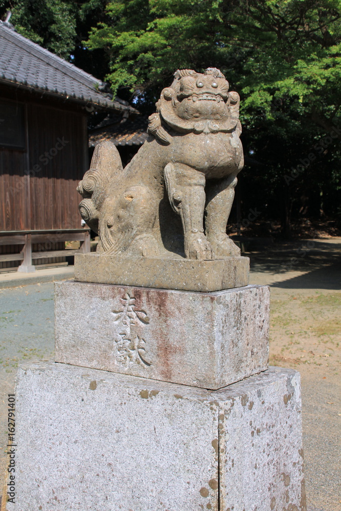 五所八幡宮の狛犬（福岡県古賀市）