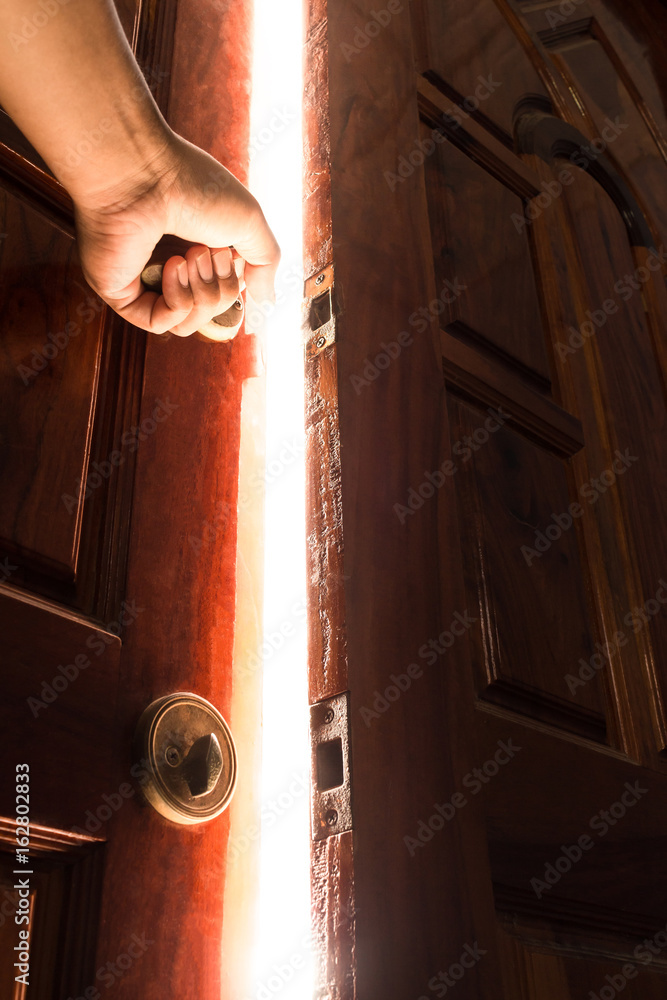 Fototapeta premium open door light