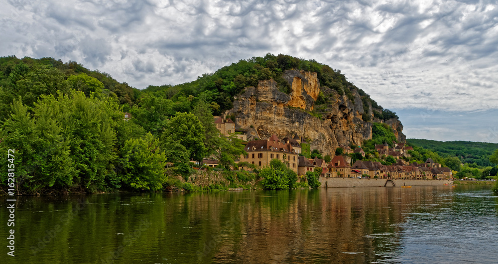 Fototapeta premium Paysage rivière Dordogne
