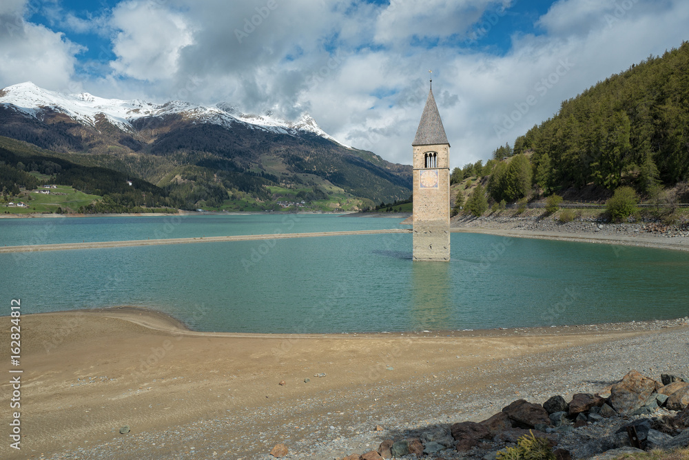Kirchturm von Graun im Reschensee | Südtirol