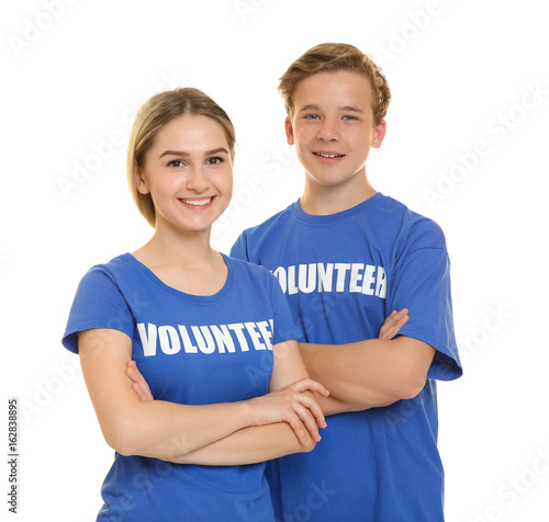 Young cheerful volunteers o...