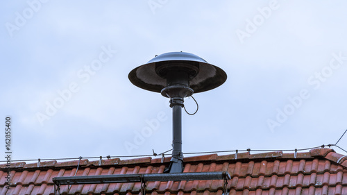 Laute Sirene auf dem Dach der Feuerwehr bei einem Feueralarm photo