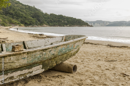 BARCO DE PESCA