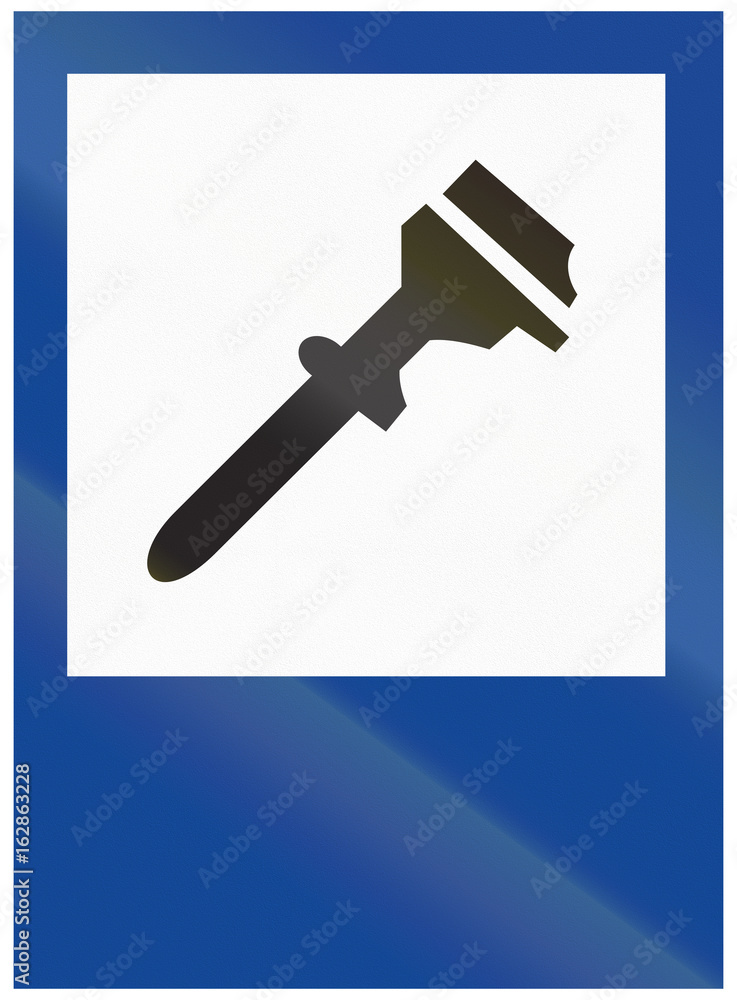Road sign used in Argentina - Repair workshop Road sign used in Argentina - Repair workshop