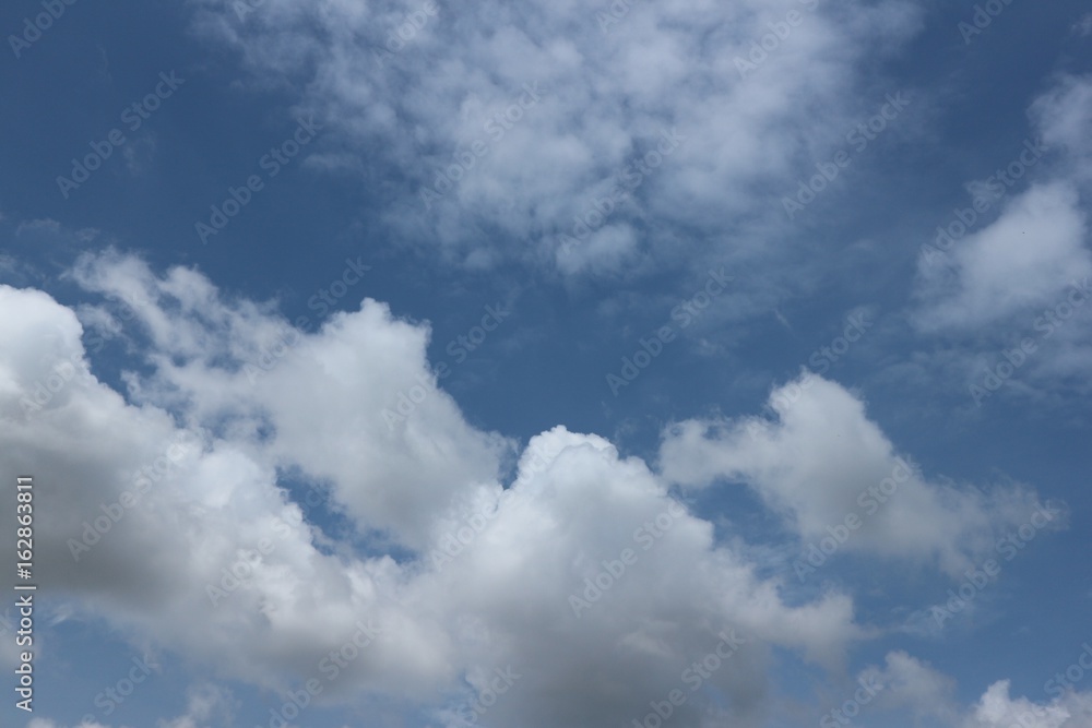 Beautiful clounds and blue sky Beautiful clounds and blue sky