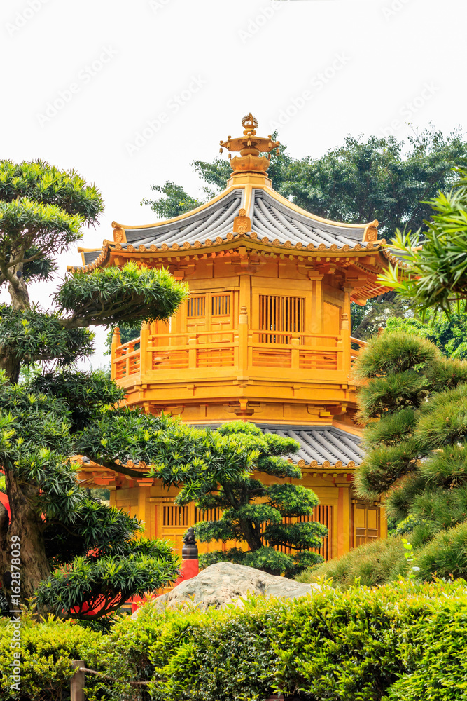 Fototapeta premium Golden pagoda of Nan lian garden at Chi Lin Nunnery in Hong Kong