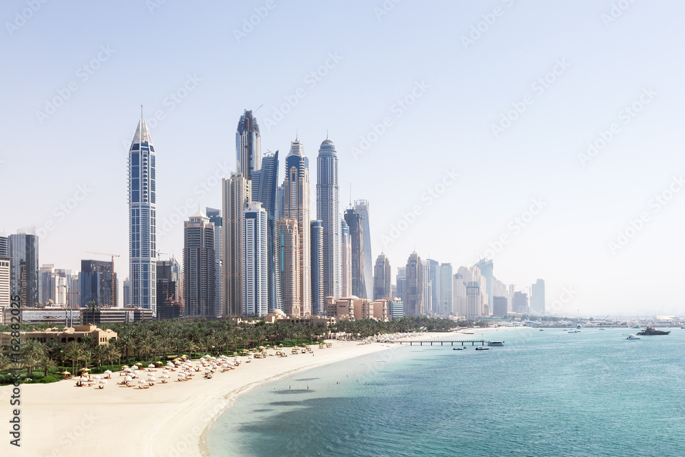 Fototapeta premium wieżowiec w Dubaju