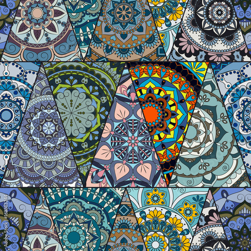 Seamless mandalas pattern. Vintage decorative elements with mandala. Hand drawn mandala background. Islam, Arabic mandala, Indian, mandala ottoman motifs. Perfect for printing on fabric or paper. © alena1301