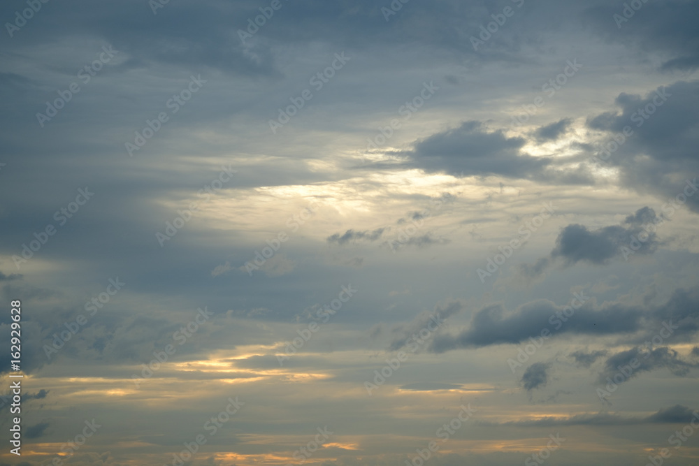 Obraz premium cloud before rainy storm