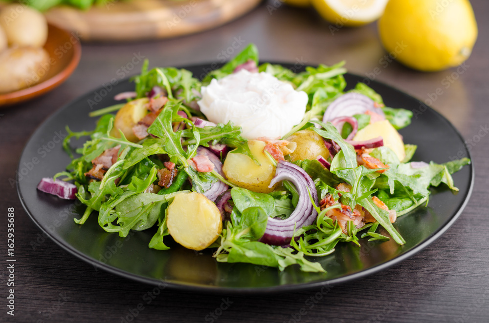 Potato lettuce salad