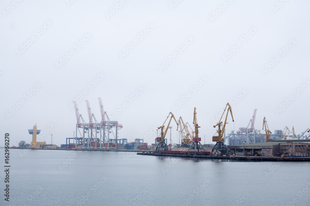 Cargo crane sea port